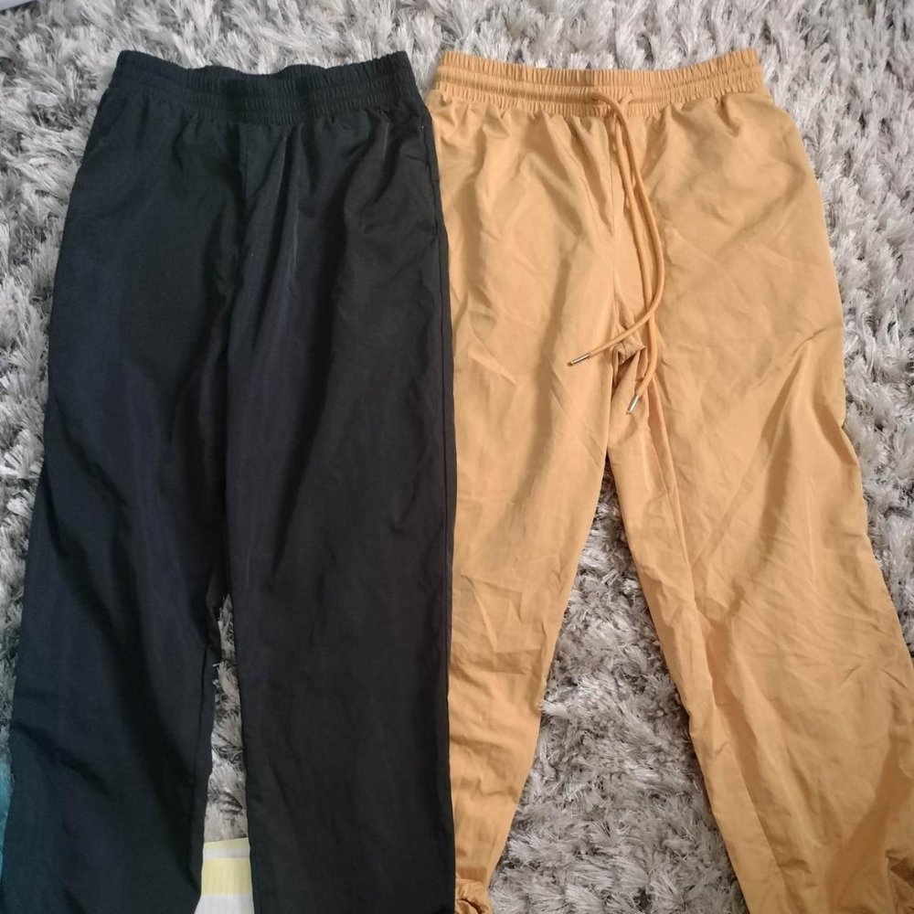 forever 21 / fashion nova  lot of 2 pants size S
